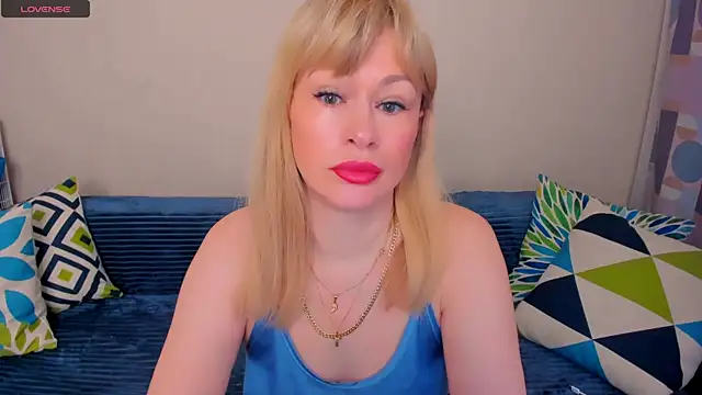 EllenMoore online show from 8, 5, 2026