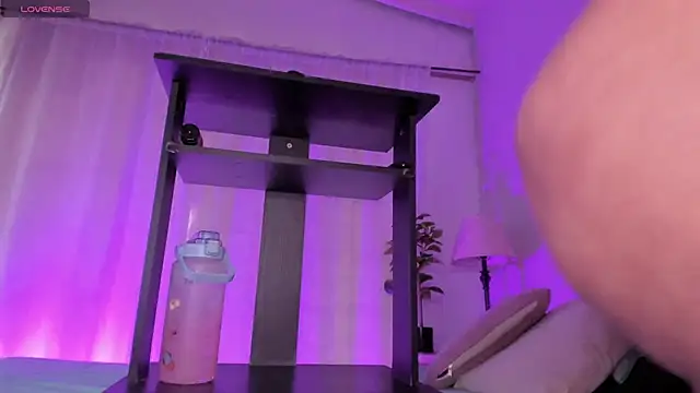 Snapshot of Secret_chells chatting on 21, 2, 2025 Secret chells online show from 21, 2, 2025