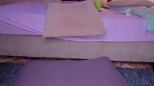 Snapshot of Secret_chells chatting on 14, 3, 2025 Secret chells online show from 14, 3, 2025