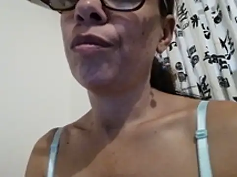 mari657 online show from 10, 1, 2025