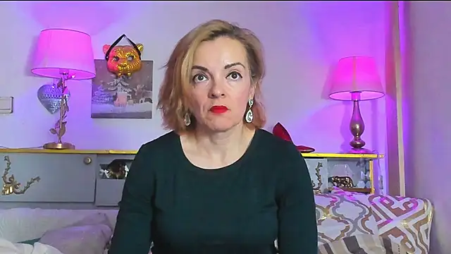 KateConner online show from 22, 3, 2025