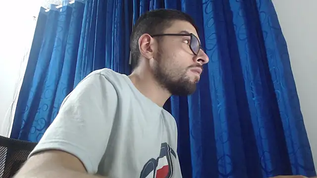 Snapshot of fvckolombianguyy chatting on 7, 2, 2025 fvckolombianguyy online show from 7, 2, 2025