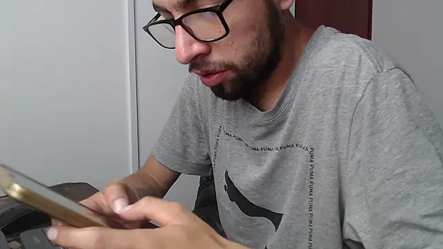 Snapshot of fvckolombianguyy chatting on 11, 2, 2025 fvckolombianguyy online show from 11, 2, 2025