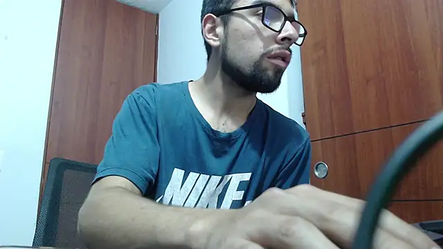 Snapshot of fvckolombianguyy chatting on 23, 2, 2025 fvckolombianguyy online show from 23, 2, 2025