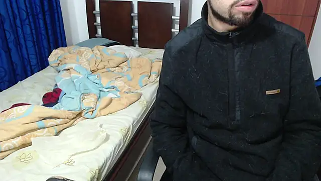 Snapshot of fvckolombianguyy chatting on 8, 3, 2025 fvckolombianguyy online show from 8, 3, 2025