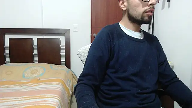 Snapshot of fvckolombianguyy chatting on 13, 3, 2025 fvckolombianguyy online show from 13, 3, 2025