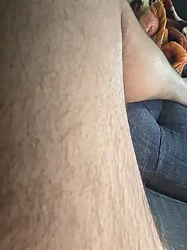 Snapshot of vikki432 chatting on 1, 3, 2026 vikki432 online show from 1, 3, 2026