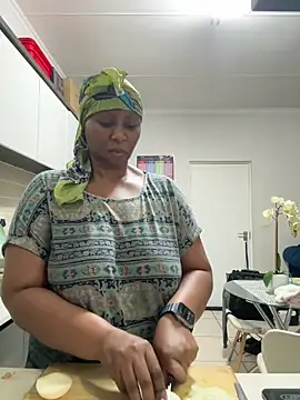 Snapshot of Bootyliciouse21X chatting on 3, 2, 2026 Bootyliciouse21X online show from 3, 2, 2026