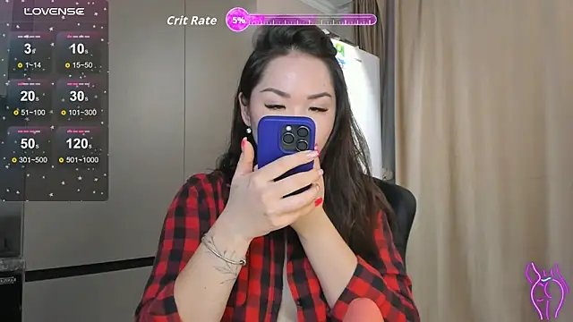 Snapshot of azure_moon2 chatting on 18, 2, 2026 azure moon2 online show from 18, 2, 2026