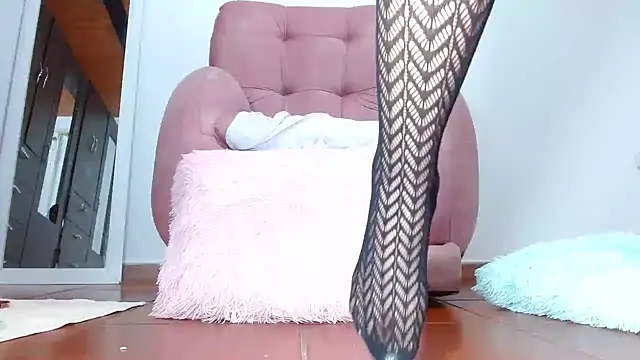 Snapshot of NaomiPassionate chatting on 12, 1, 2025 NaomiPassionate online show from 12, 1, 2025