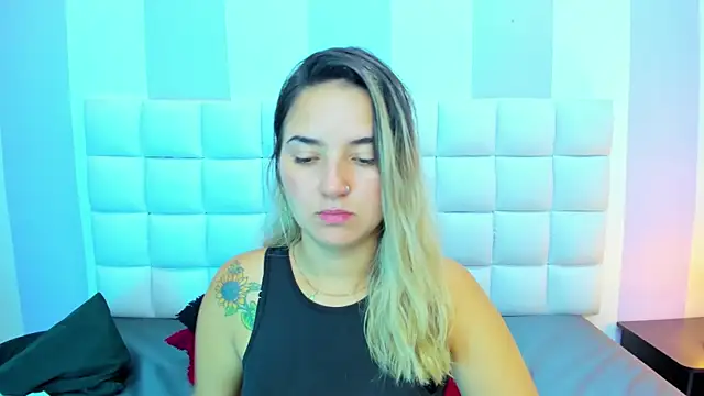 teresasroom  online show from 24, 2, 2025