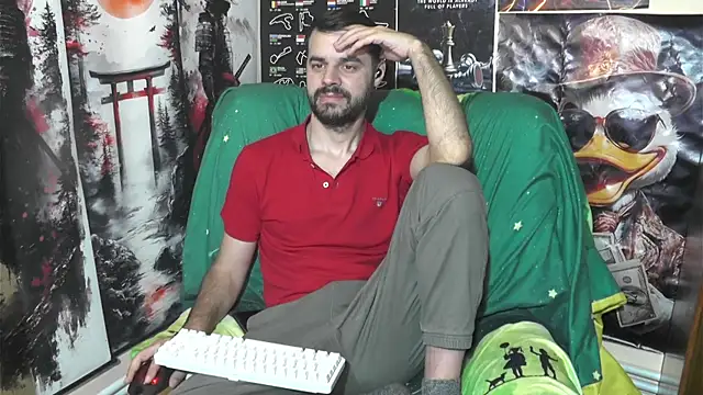 Snapshot of 00george chatting on 6, 4, 2026 00george online show from 6, 4, 2026