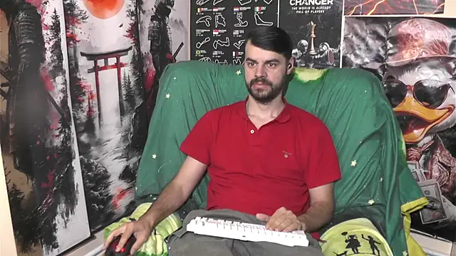 Snapshot of 00george chatting on 7, 4, 2026 00george online show from 7, 4, 2026