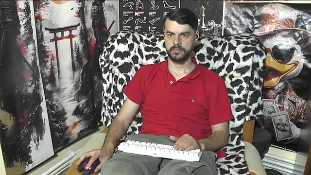 Snapshot of 00george chatting on 21, 4, 2026 00george online show from 21, 4, 2026