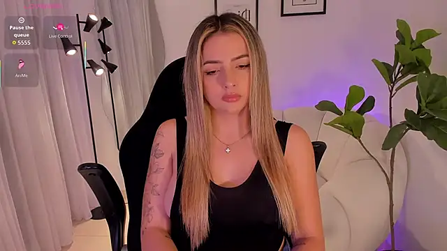 AmyWood online show from 5, 1, 2026