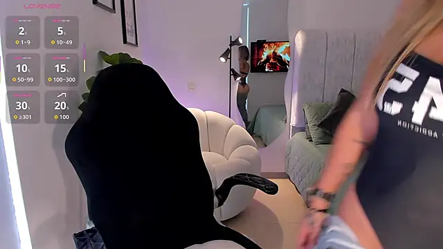 AmyWood online show from 4, 3, 2026