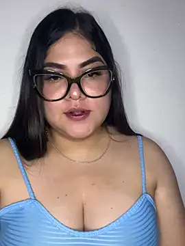 Sofiaa Santos online show from 7, 5, 2026