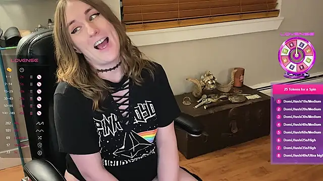 luluvaladon online show from 24, 1, 2025