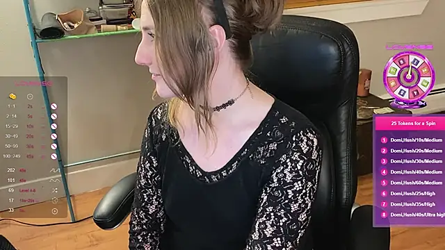 luluvaladon online show from 4, 2, 2025