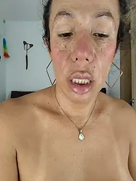 YOURSDEBORA online show from 13, 12, 2025