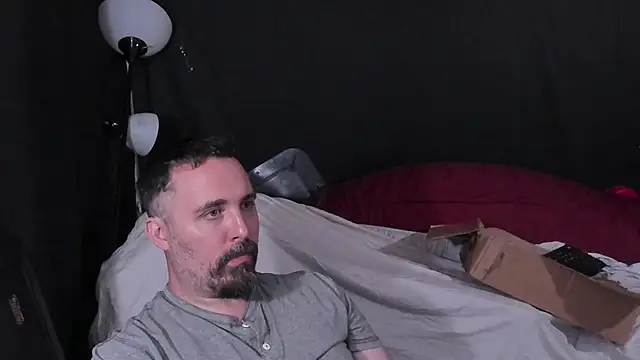 Snapshot of Metalstud chatting on 20, 4, 2026 Metalstud online show from 20, 4, 2026