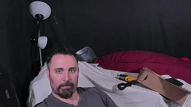 Snapshot of Metalstud chatting on 29, 4, 2026 Metalstud online show from 29, 4, 2026