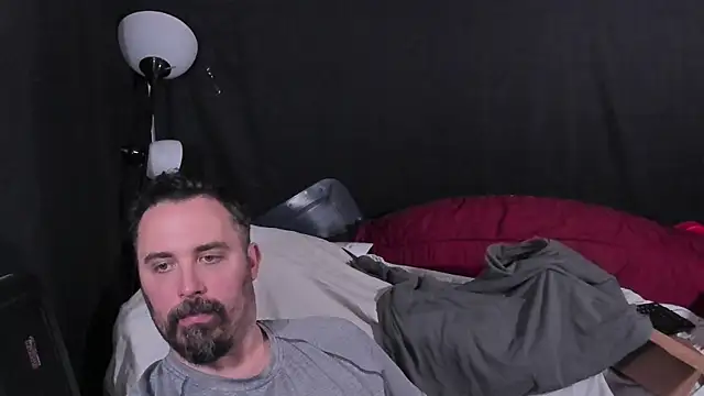 Snapshot of Metalstud chatting on 3, 5, 2026 Metalstud online show from 3, 5, 2026