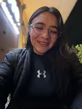 Snapshot of vaneelee chatting on 10, 4, 2026 vaneelee online show from 10, 4, 2026