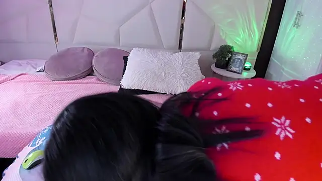 Snapshot of Inndrahot chatting on 21, 11, 2025 Inndrahot online show from 21, 11, 2025