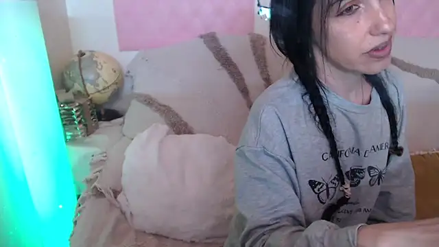 -carla- online show from 30, 4, 2026