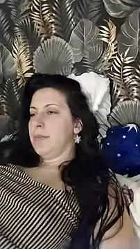 Snapshot of lolyforyou chatting on 14, 12, 2025 lolyforyou online show from 14, 12, 2025