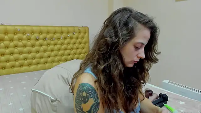 AlmaFancy online show from 22, 2, 2025