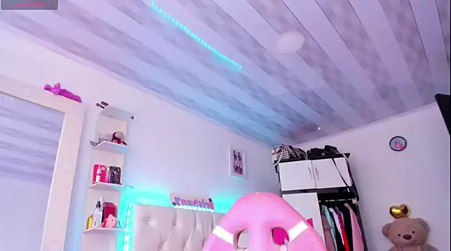 briitany hot online show from 6, 3, 2025