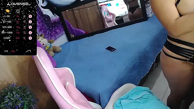 Snapshot of MarilynJones chatting on 11, 12, 2024 MarilynJones online show from 11, 12, 2024