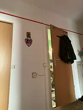 smaili1513 online show from 3, 4, 2026