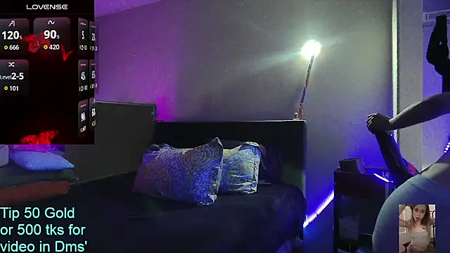 Snapshot of Blondiewithanass chatting on 24, 6, 2026 Blondiewithanass online show from 24, 6, 2026
