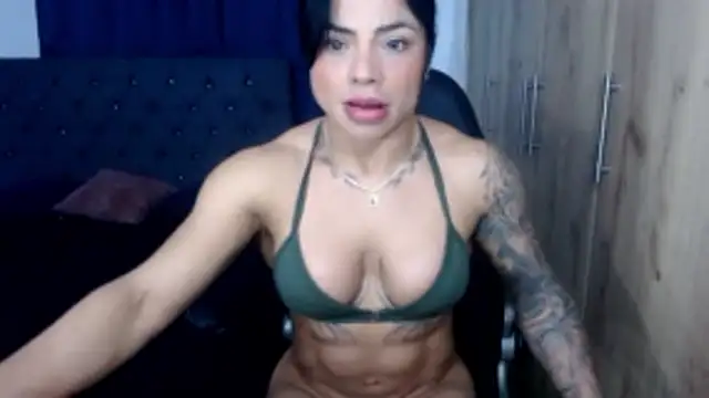 beautifulunna  online show from 12, 6, 2026