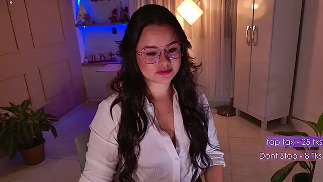 Snapshot of missvale chatting on 3, 12, 2025 missvale online show from 3, 12, 2025