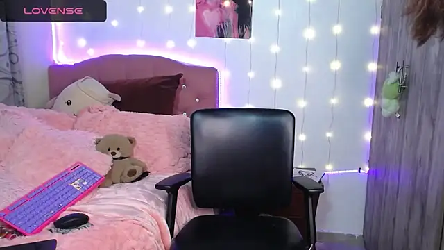 camy doll online show from 26, 11, 2025