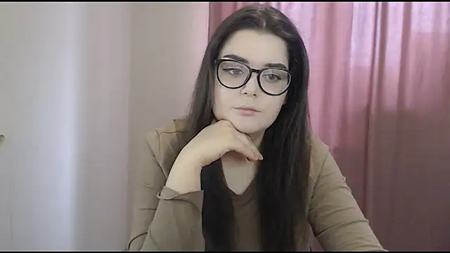 ohhhMie online show from 27, 2, 2025