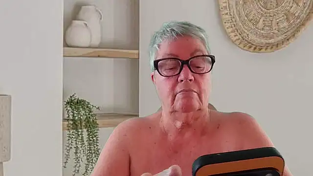 Snapshot of GrannyChrissy68 chatting on 26, 6, 2026 GrannyChrissy68 online show from 26, 6, 2026