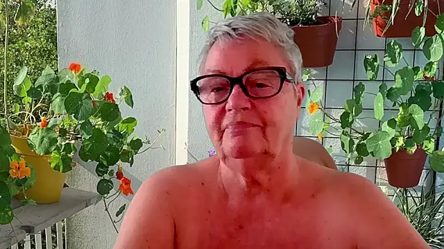Snapshot of GrannyChrissy68 chatting on 6, 7, 2026 GrannyChrissy68 online show from 6, 7, 2026