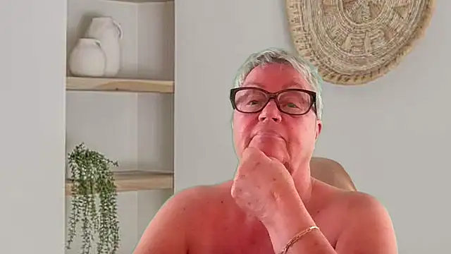 Snapshot of GrannyChrissy68 chatting on 27, 7, 2026 GrannyChrissy68 online show from 27, 7, 2026