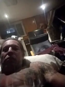 Snapshot of trucker1979 chatting on 14, 12, 2025 trucker1979 online show from 14, 12, 2025