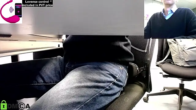 Snapshot of pliko chatting on 28, 2, 2025 pliko online show from 28, 2, 2025