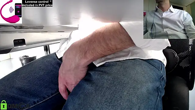 Snapshot of pliko chatting on 3, 3, 2025 pliko online show from 3, 3, 2025