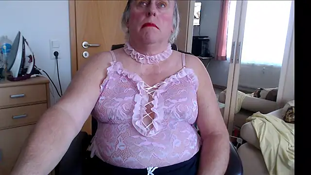 Sissygera online show from 8, 1, 2025