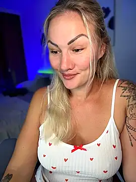 NastyMilf  online show from 19, 7, 2026