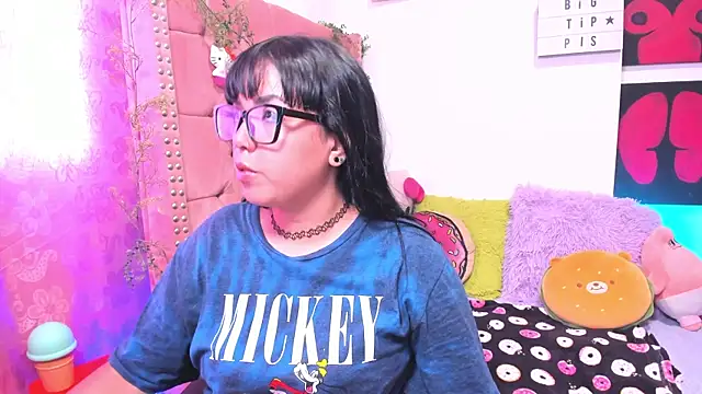 LillyCandy online show from 5, 8, 2026