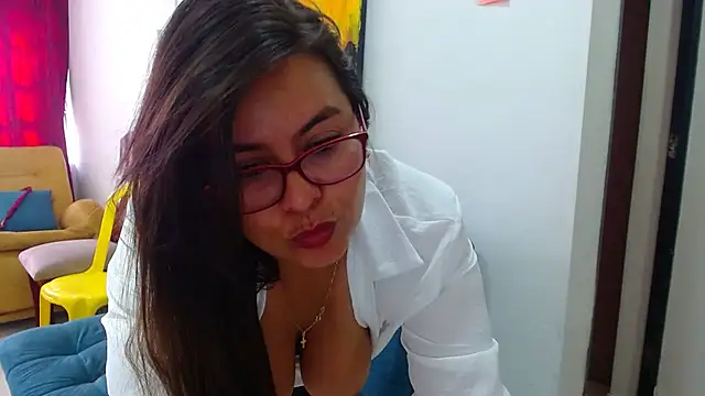 Ixchel Anaid online show from 16, 3, 2025